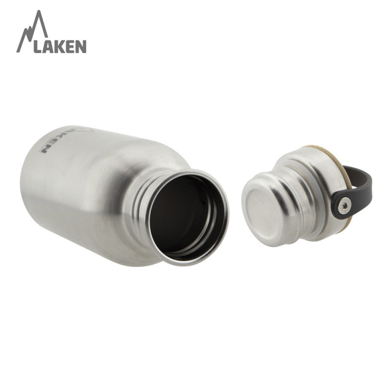 בקבוק שתיה לאקן בייסיק סטיל עם פקק נירוסטה ובמבוק מסדרת LIFE 750 מ״ל